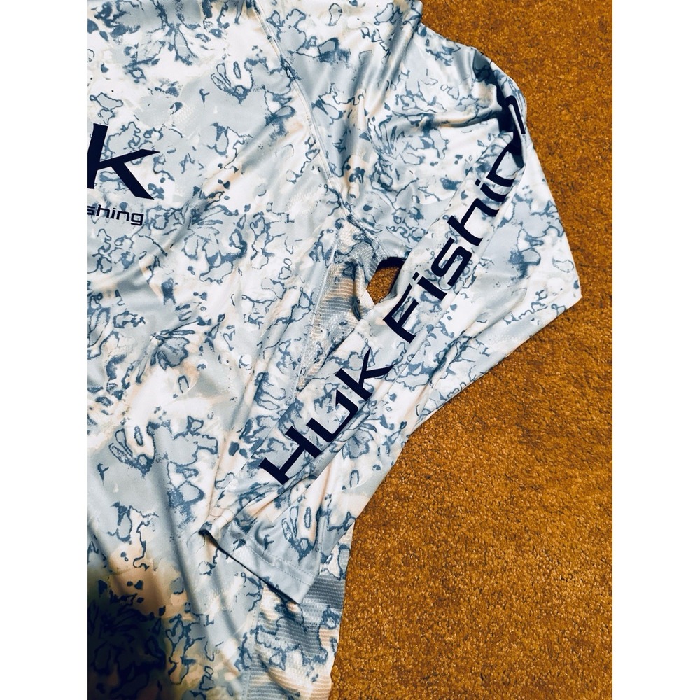 HUK Performance Fishing Men's XL Long Sleeve Blue Camo Shirt EEUC Water Print - Picture 2 of 4